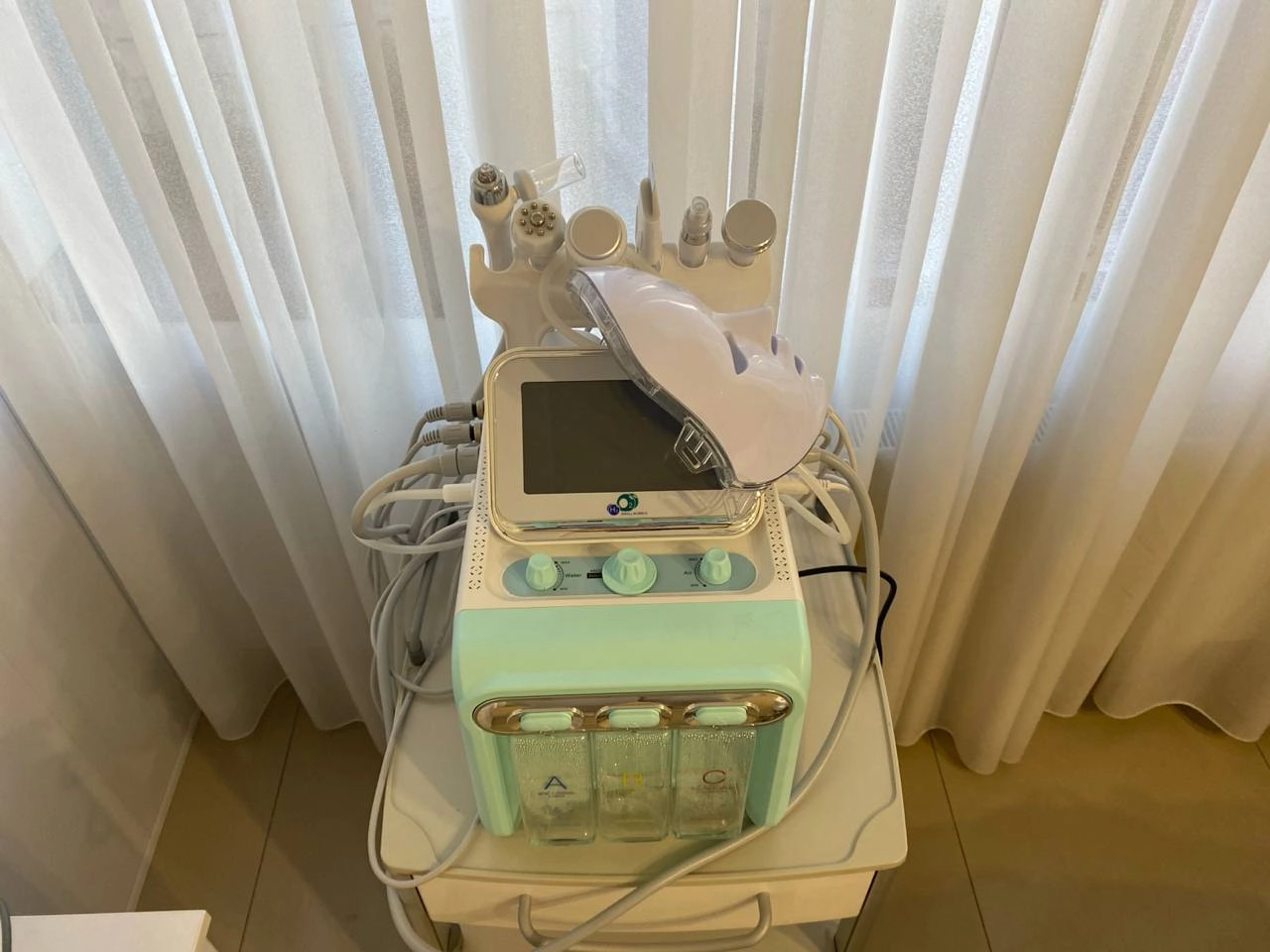 Гідропілінгова платформа — SM.CLINIC